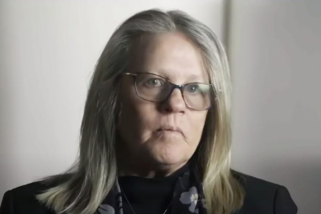 Dra. Judy Anne Mikovits e a farsa do COVID-19